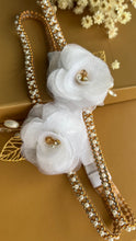 Carregar imagem no visualizador da galeria, Tiara infantil Luxo Rosas e Brilhos
